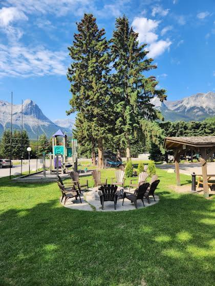Rundle Mountain