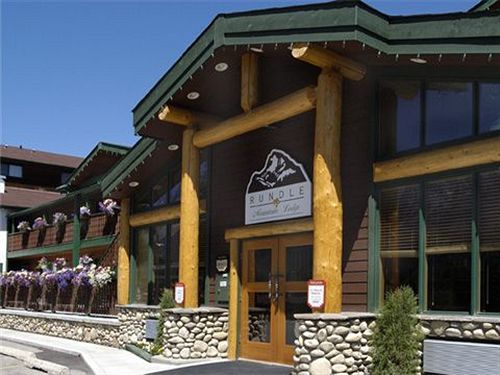 Lodge Rundle Mountain *